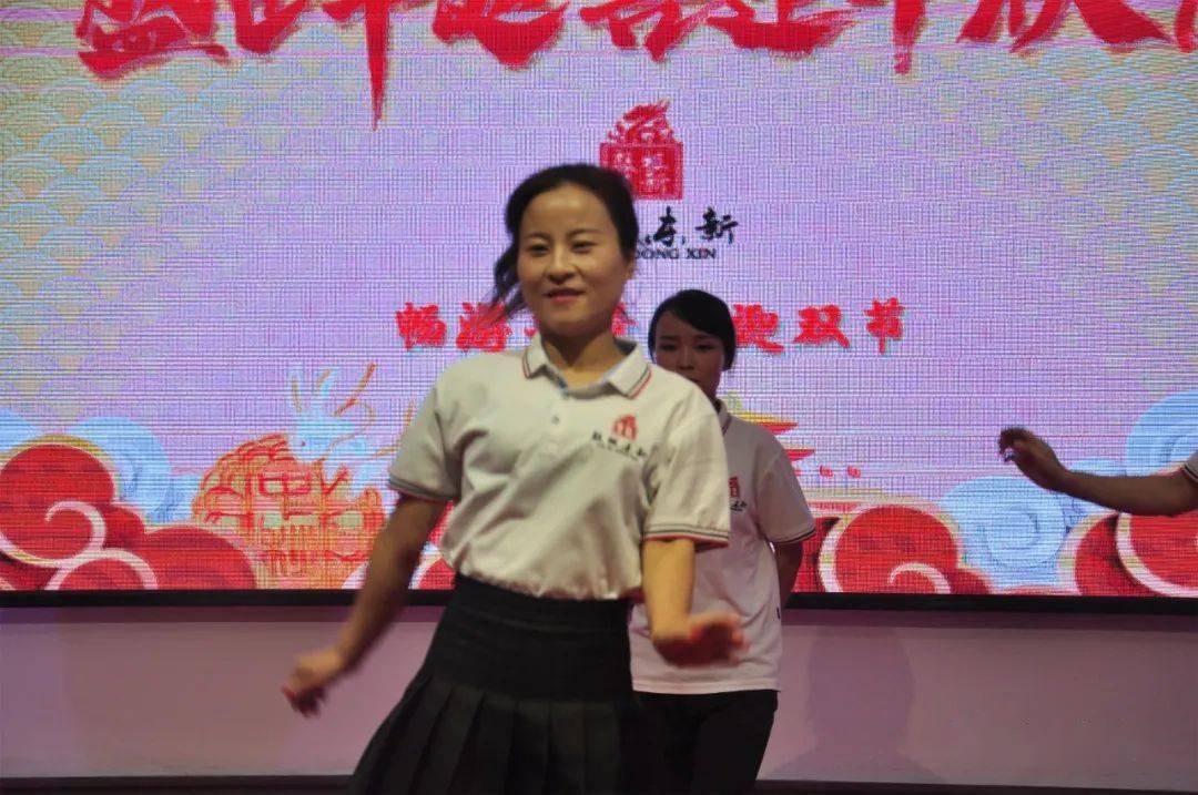 “畅游美景·喜迎双节”——东新砖雕文化联欢旅游活动圆满落幕！(图4)