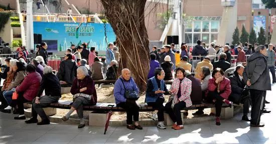 5000人走出26位博士：高学历也无法阻止一个村庄的衰落(图7)