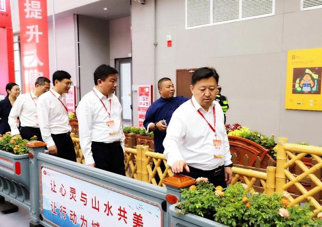盛会上的“古典小院”(图3)