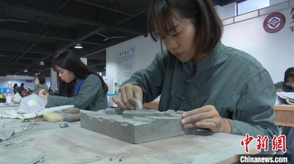 全国砖雕传统技艺大赛在黄山开赛(图2)
