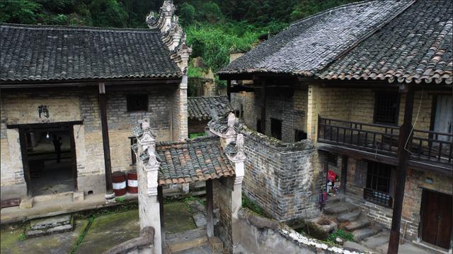 一砖一瓦一草一木来看看隐藏在耒阳三都镇中的古建筑之美(图1)