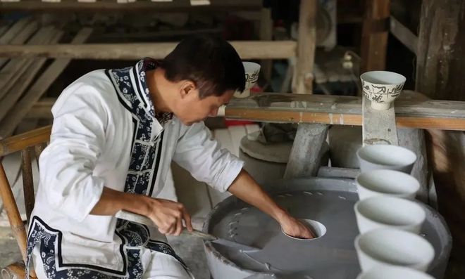 主播诵读：一座为瓷而生的城市(图11)